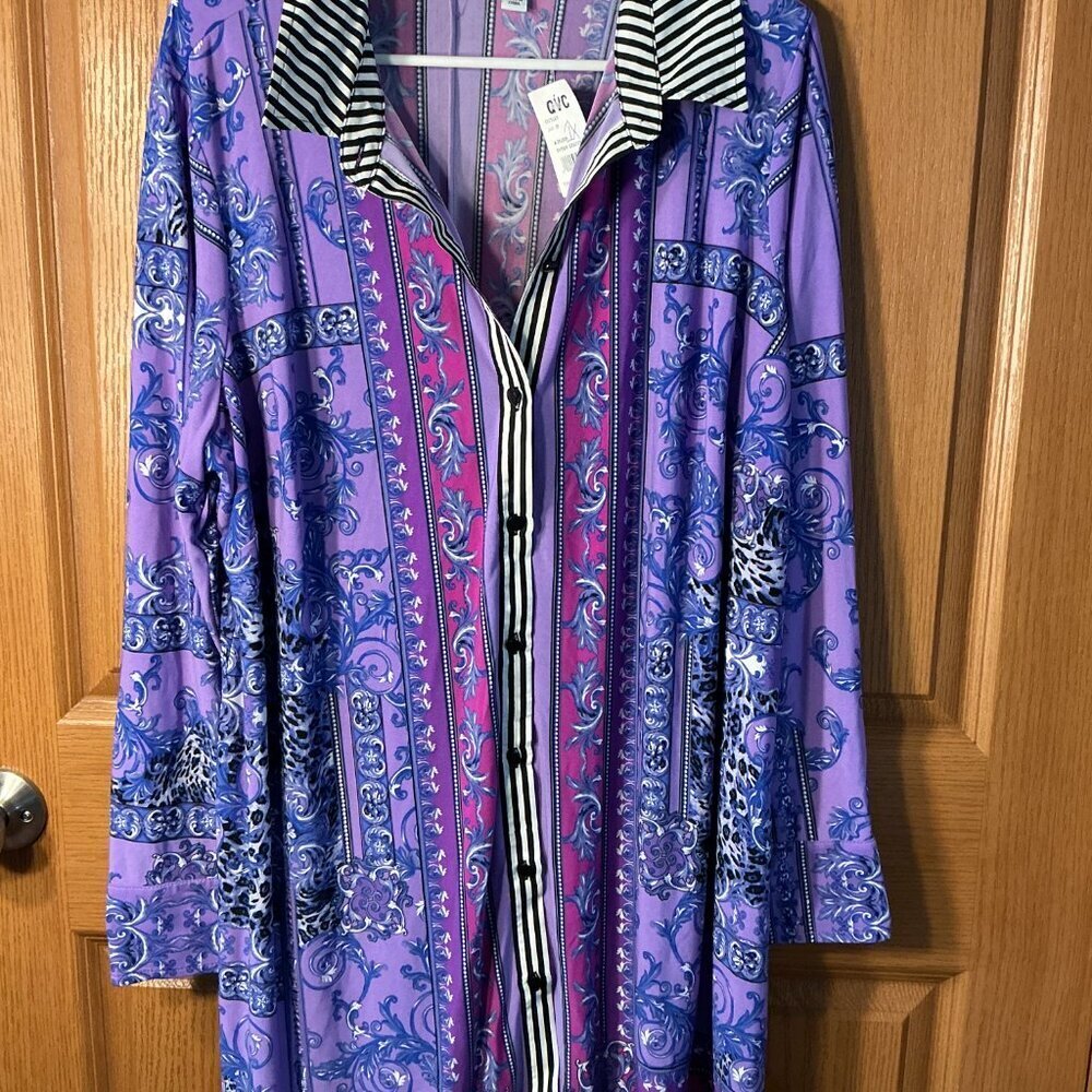 Susan Graver Designed Blouse - Picture 2 of 3